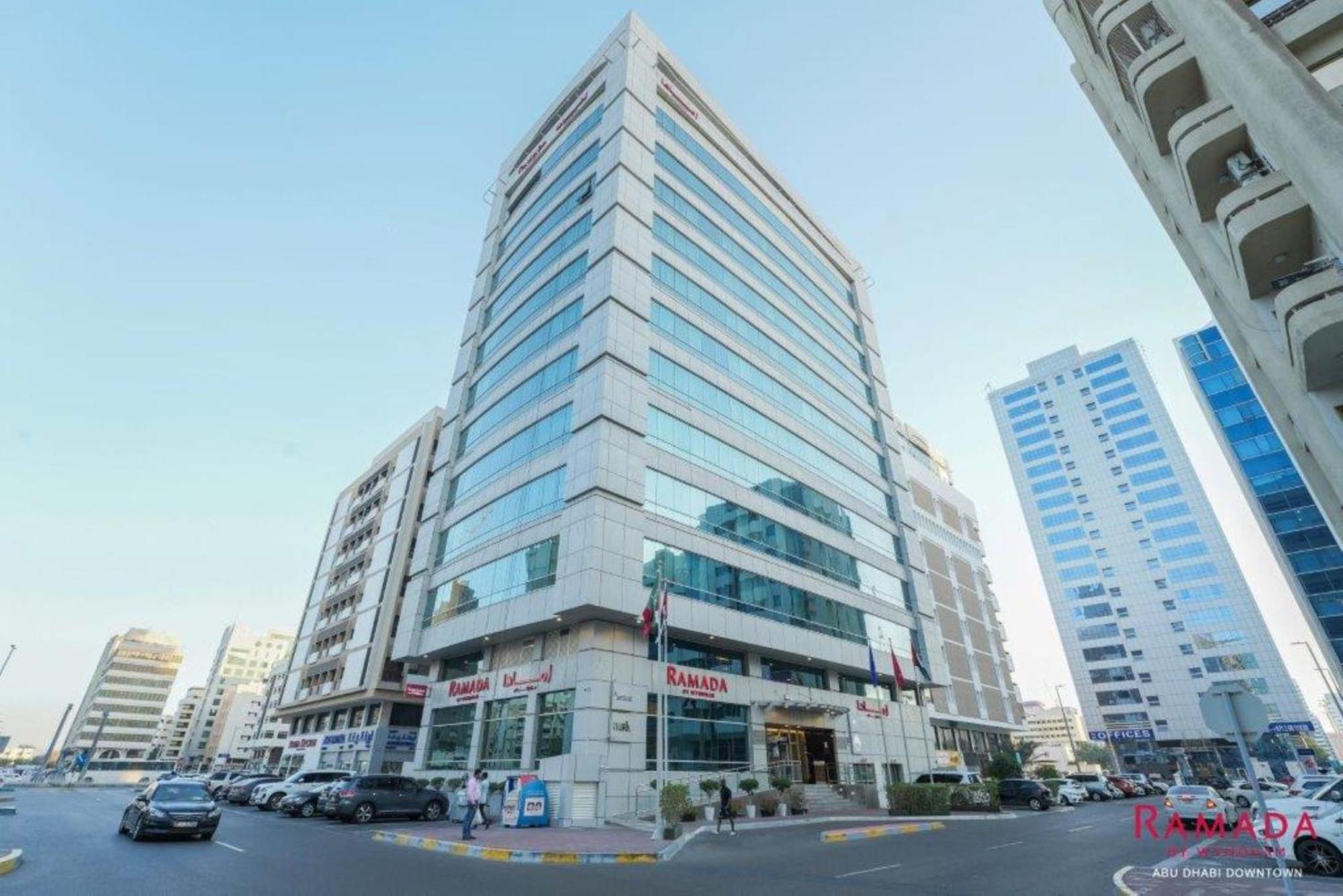 Hotel Ramada Downtown Abou Dabi Extérieur photo