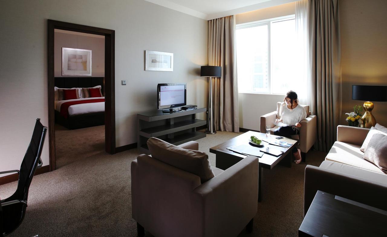 Hotel Ramada Downtown Abou Dabi Extérieur photo